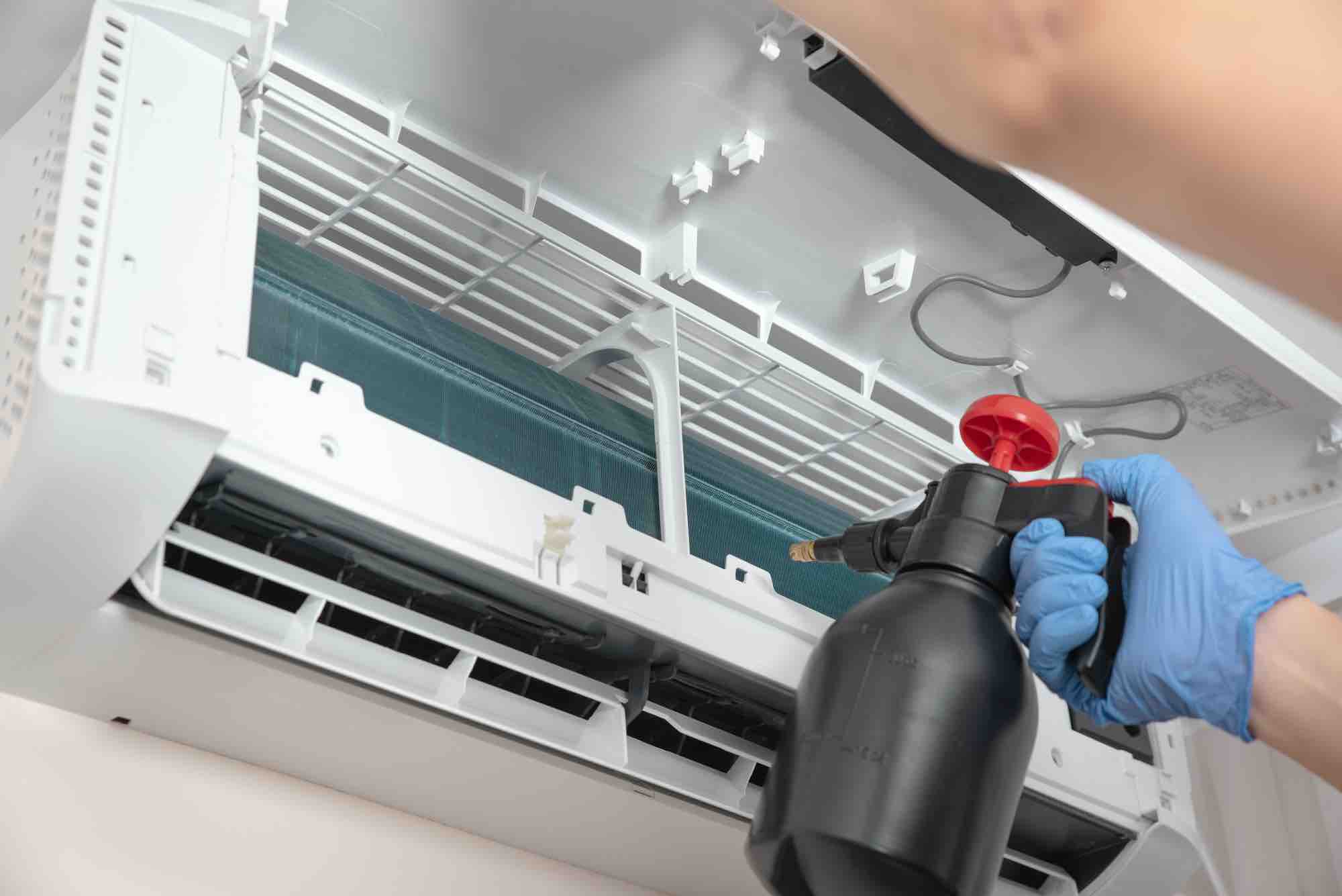 Air conditioner unit service